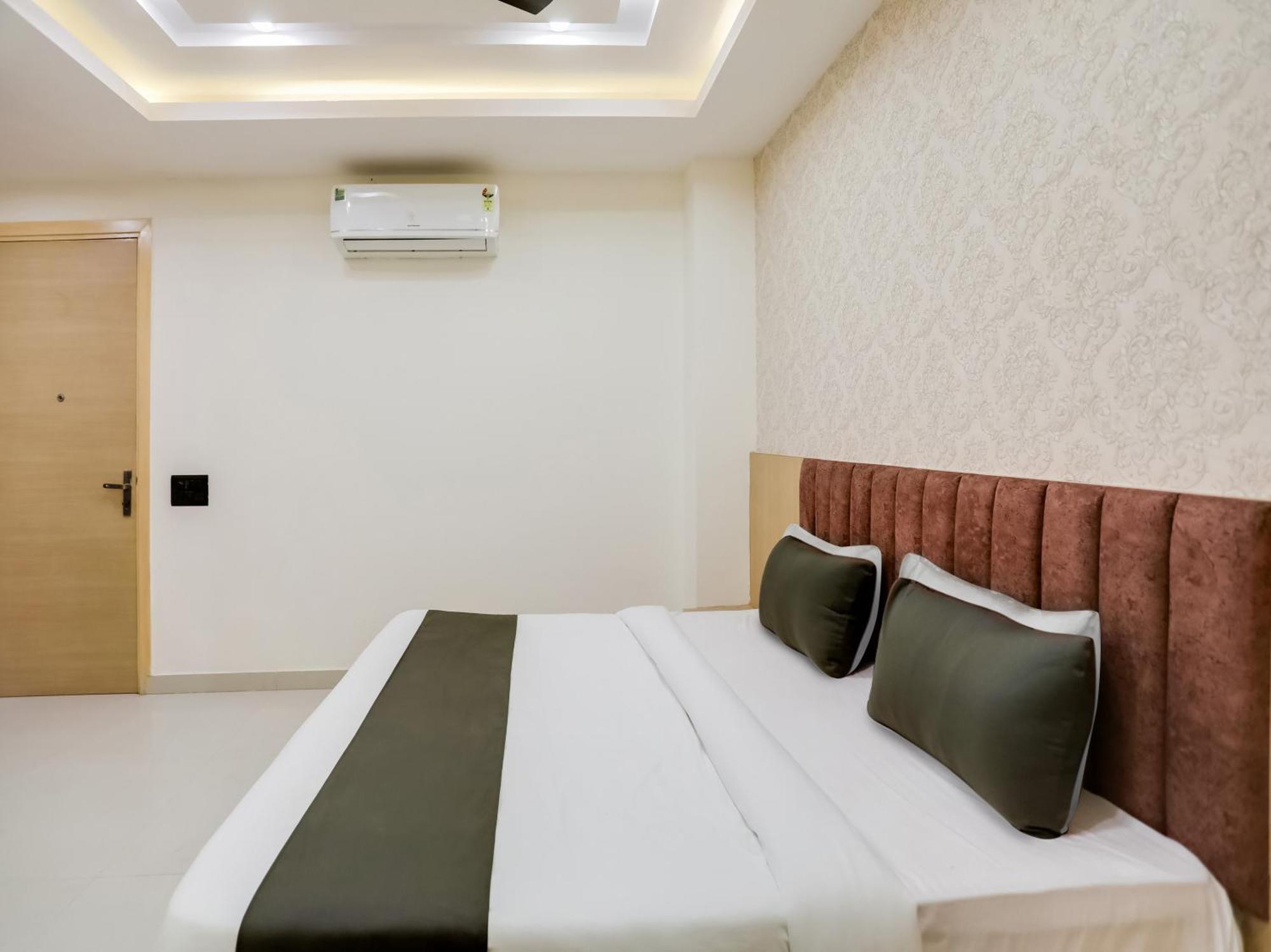 Townhouse Magnolia Corporate Stays Gurgaon Buitenkant foto