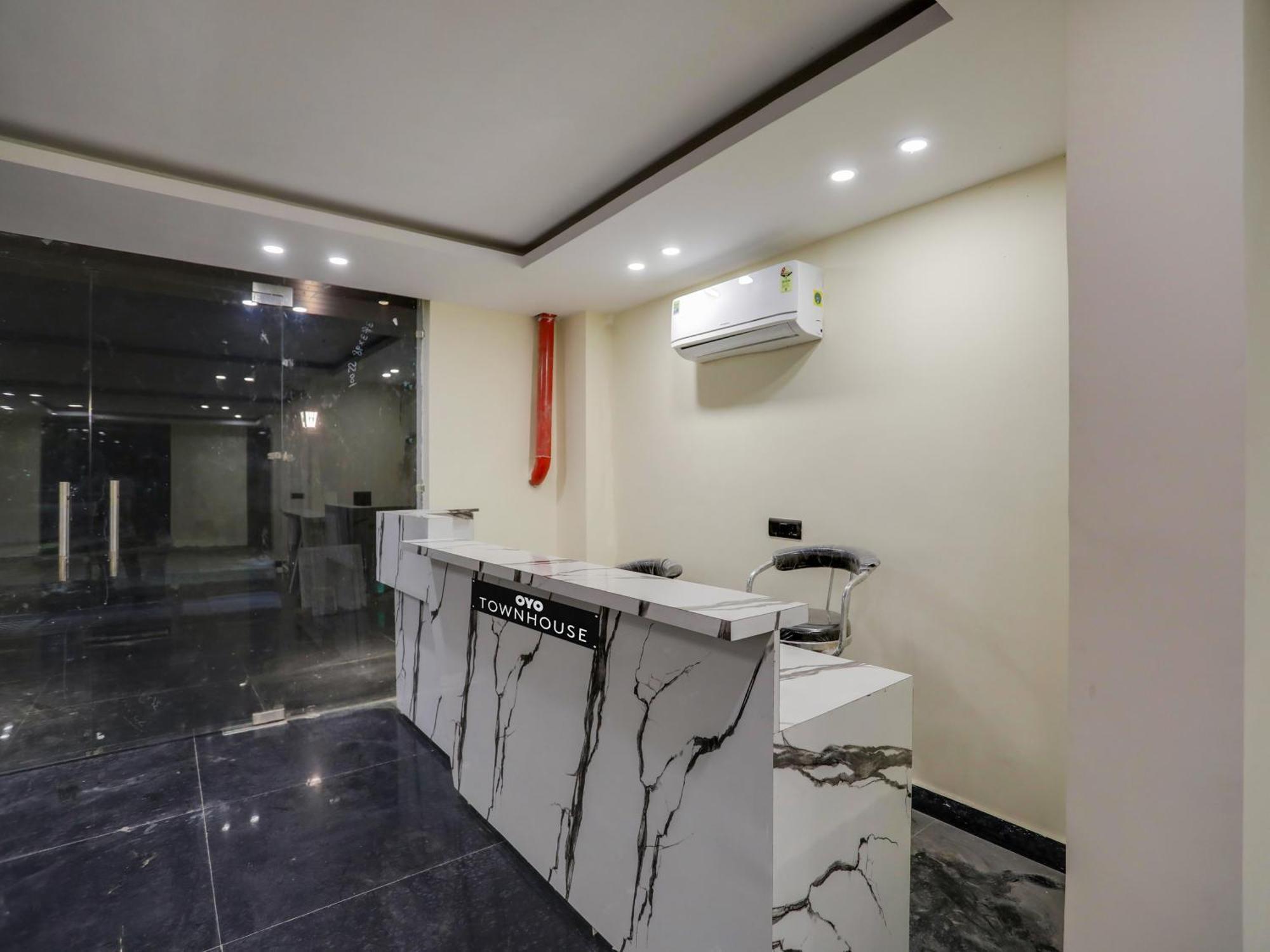 Townhouse Magnolia Corporate Stays Gurgaon Buitenkant foto